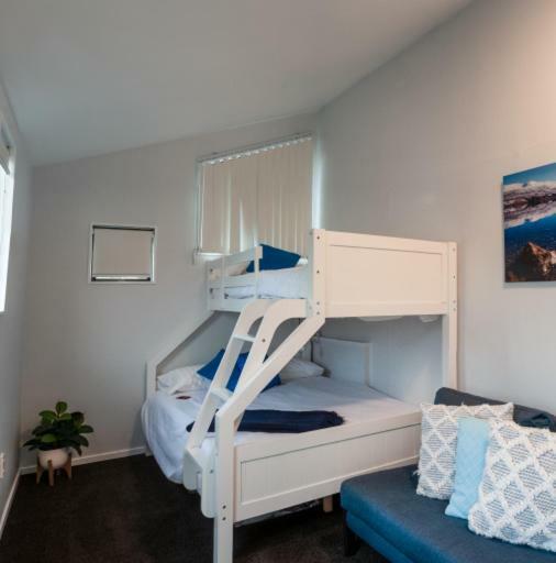 Central, Modern Loft Style Home - 2 Min Walk From Town Queenstown Buitenkant foto